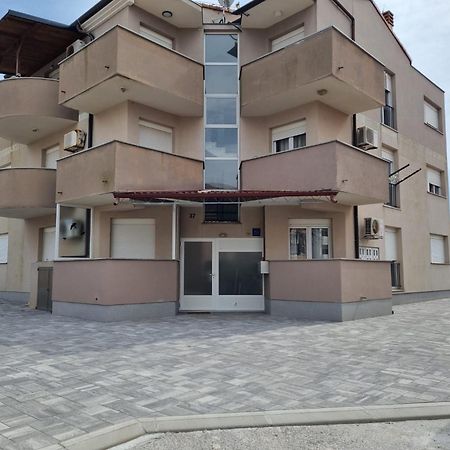 Apartman Nada *** Μεντουλίν Εξωτερικό φωτογραφία