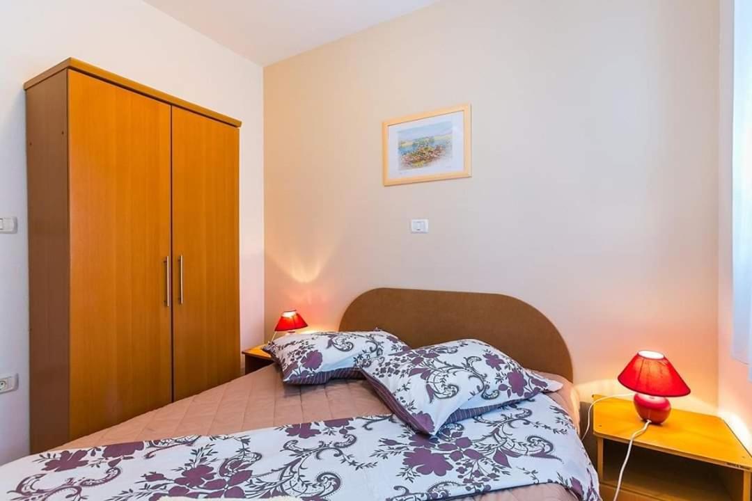 Apartman Nada *** Μεντουλίν Εξωτερικό φωτογραφία